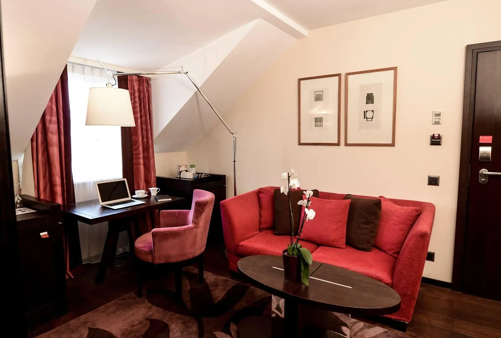 Eastwest Hotel By Malone Geneva