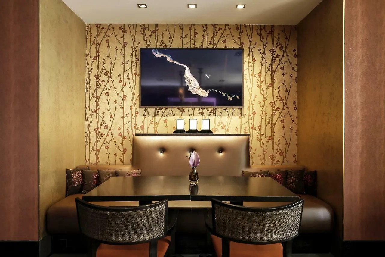Eastwest Hotel By Malone Geneva 4*,